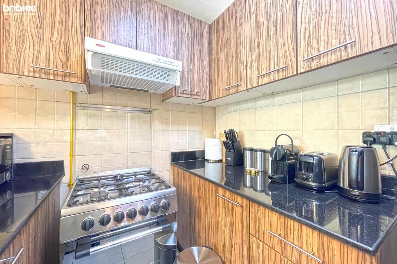 Bnbmehomes - Spacious Studio In Downtown Near Burj Khalifa - 1703 Dubai Eksteriør billede