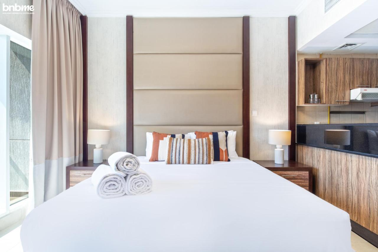 Bnbmehomes - Spacious Studio In Downtown Near Burj Khalifa - 1703 Dubai Eksteriør billede