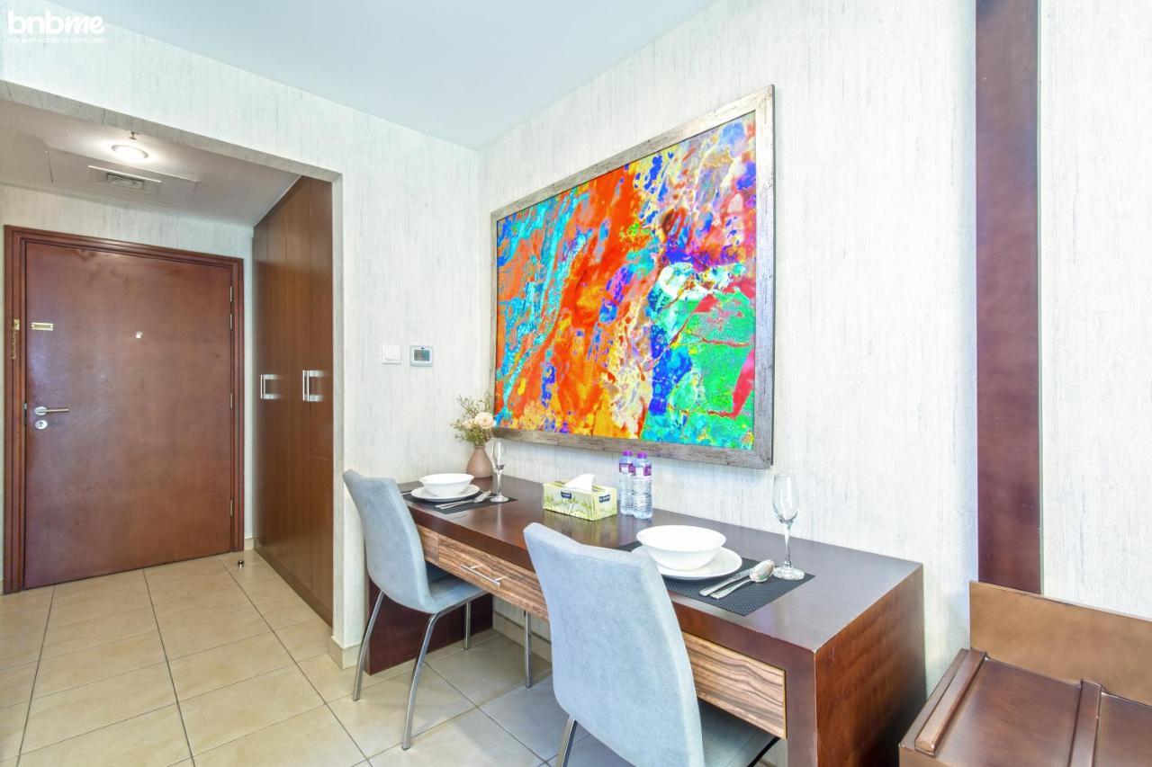 Bnbmehomes - Spacious Studio In Downtown Near Burj Khalifa - 1703 Dubai Eksteriør billede